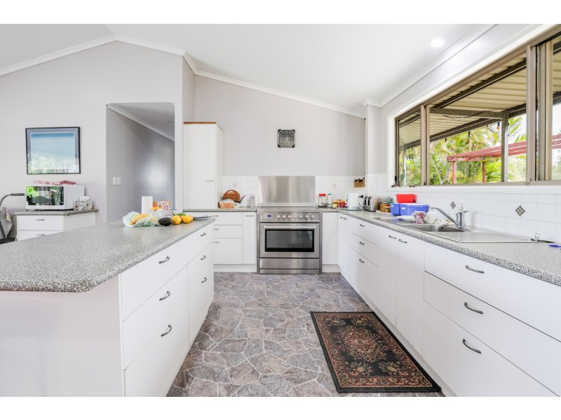 493 Cross Road, Euleilah QLD 4674