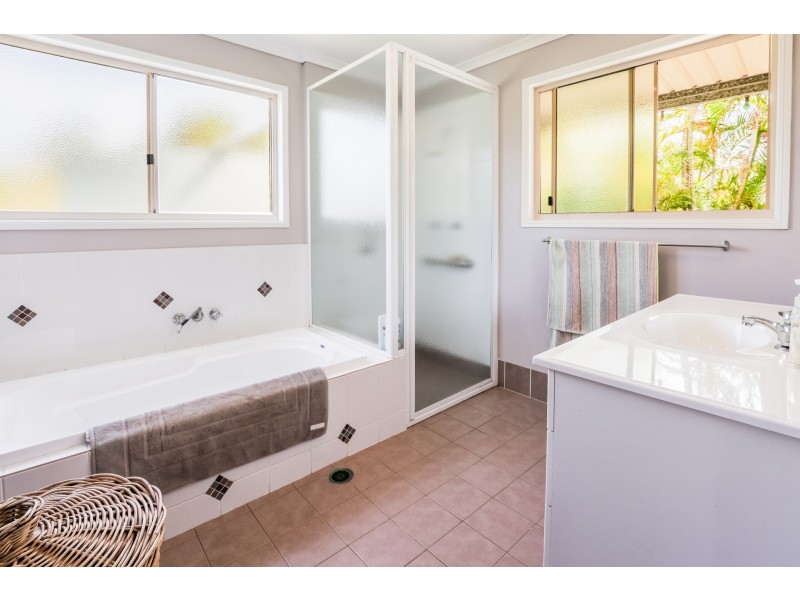 493 Cross Road, Euleilah QLD 4674