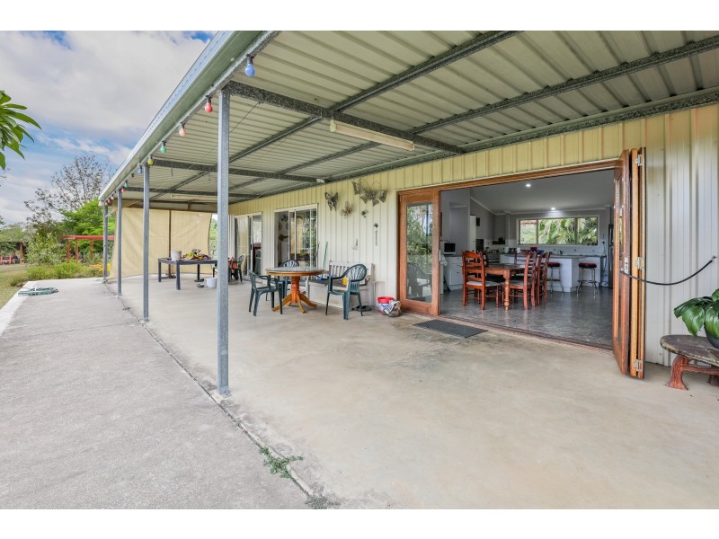493 Cross Road, Euleilah QLD 4674