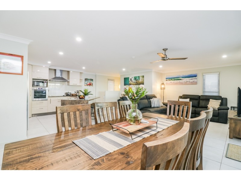 10 Atlantis Blv, Agnes Water QLD 4677