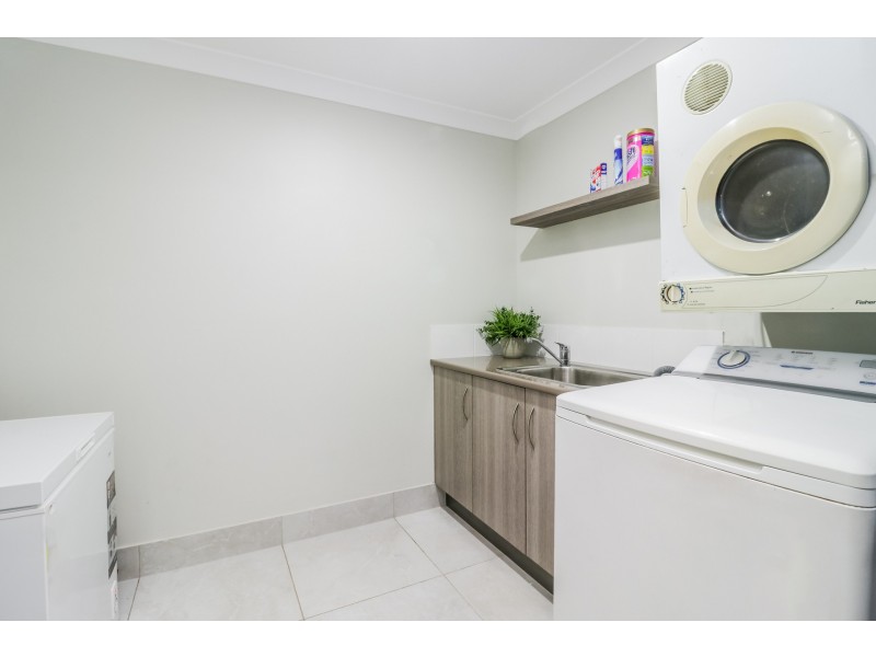 10 Atlantis Blv, Agnes Water QLD 4677