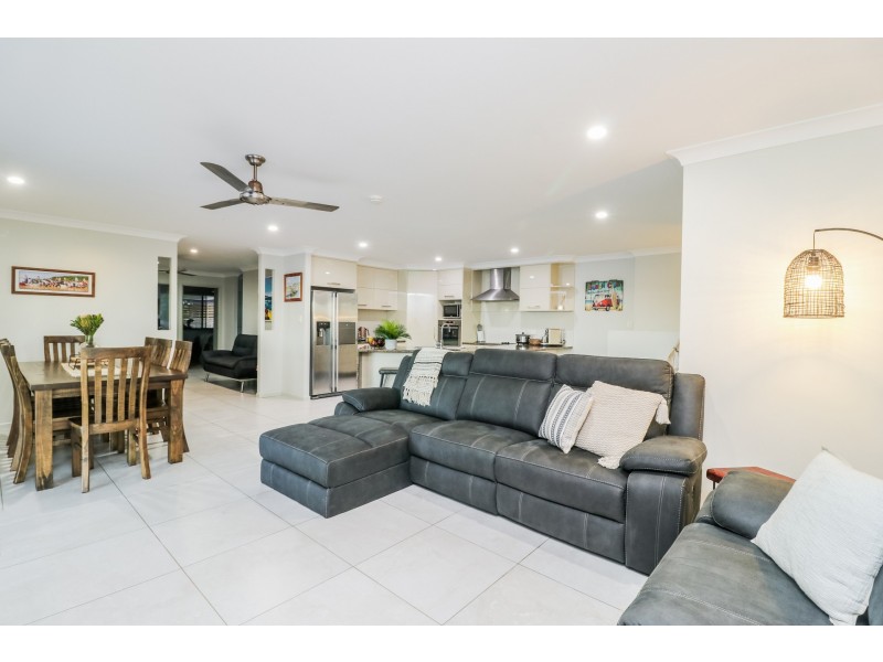 10 Atlantis Blv, Agnes Water QLD 4677