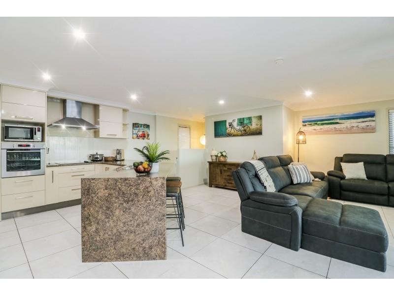 10 Atlantis Blv, Agnes Water QLD 4677