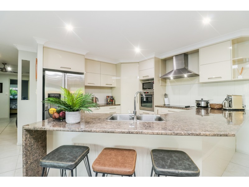10 Atlantis Blv, Agnes Water QLD 4677
