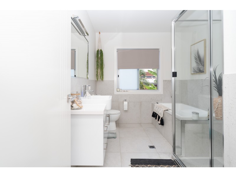 74 Seaspray Drive, Agnes Water QLD 4677