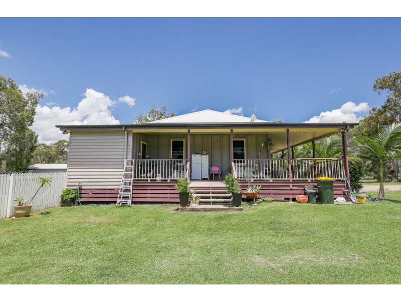 300 Masthead Drive, Agnes Water QLD 4677