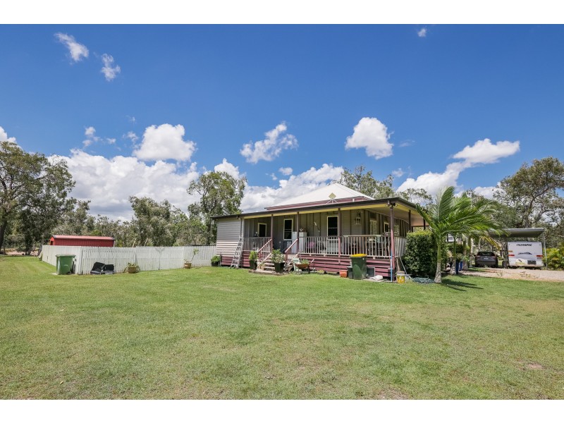 300 Masthead Drive, Agnes Water QLD 4677