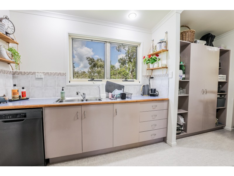 300 Masthead Drive, Agnes Water QLD 4677