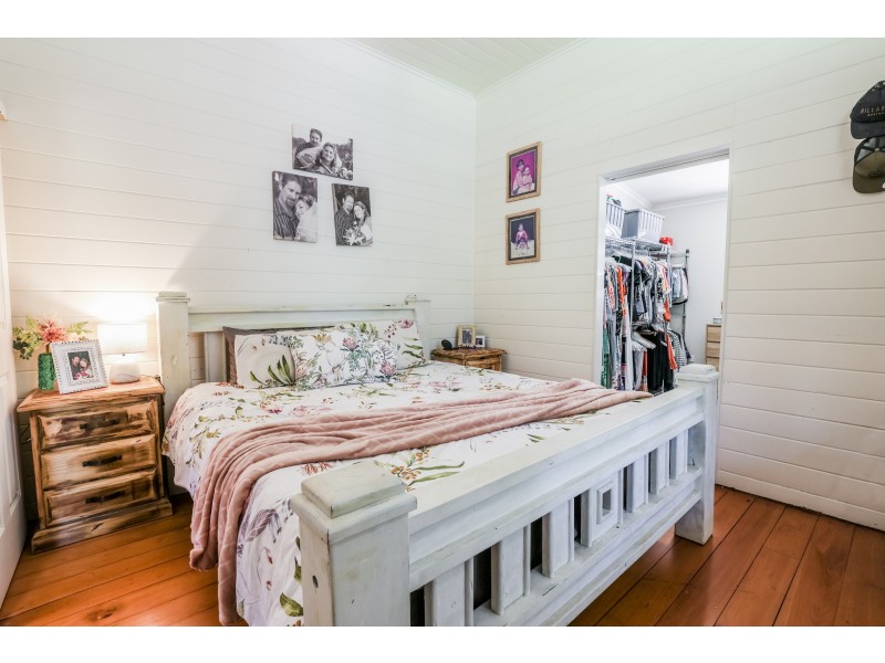 300 Masthead Drive, Agnes Water QLD 4677