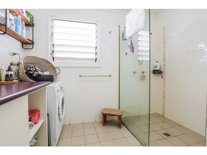 300 Masthead Drive, Agnes Water QLD 4677