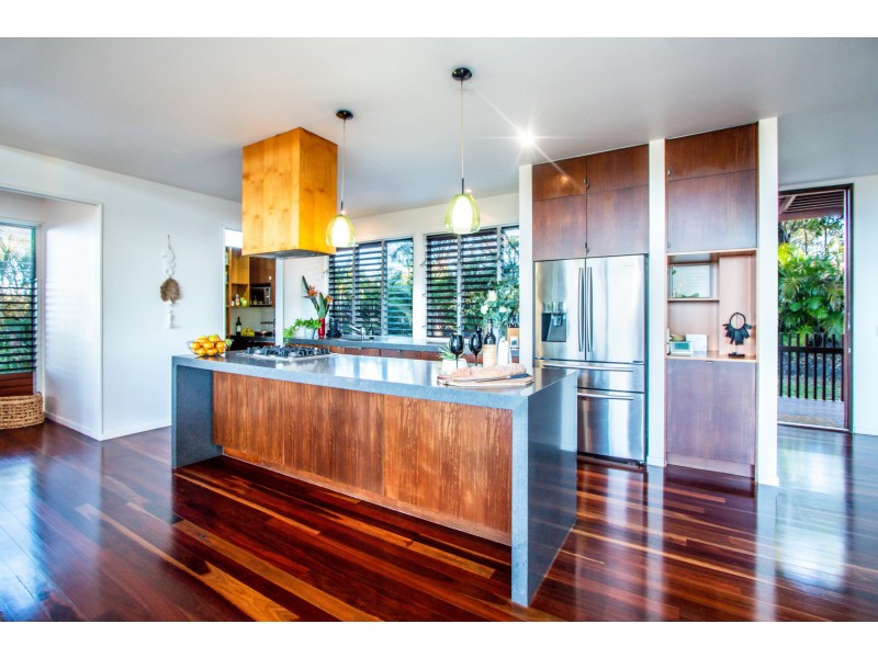 13 Gibbons Court, Agnes Water QLD 4677