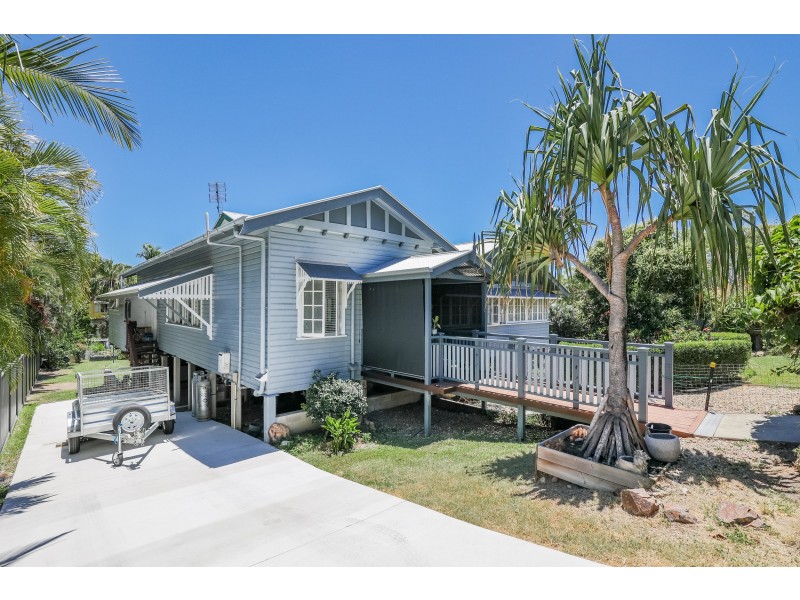 8 Sunlover Avenue, Agnes Water QLD 4677