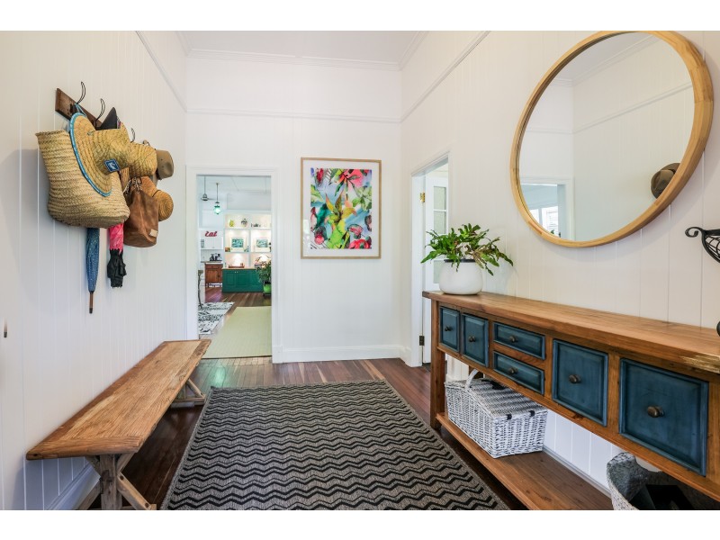 8 Sunlover Avenue, Agnes Water QLD 4677