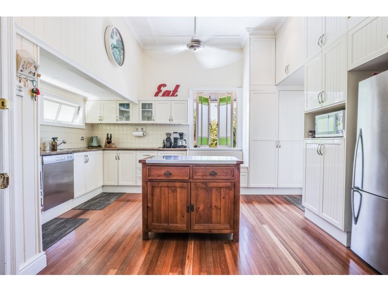 8 Sunlover Avenue, Agnes Water QLD 4677