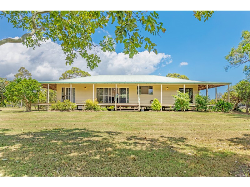 2361 Round Hill Road, Round Hill QLD 4677