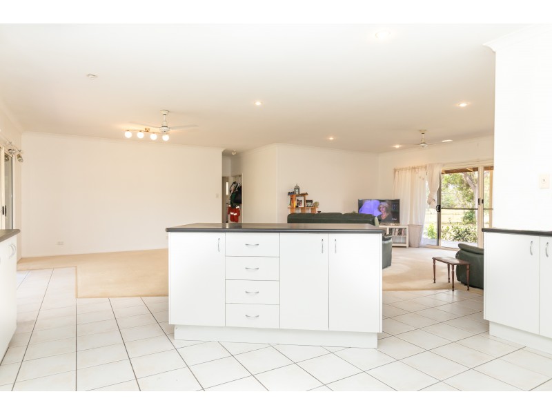 2361 Round Hill Road, Round Hill QLD 4677