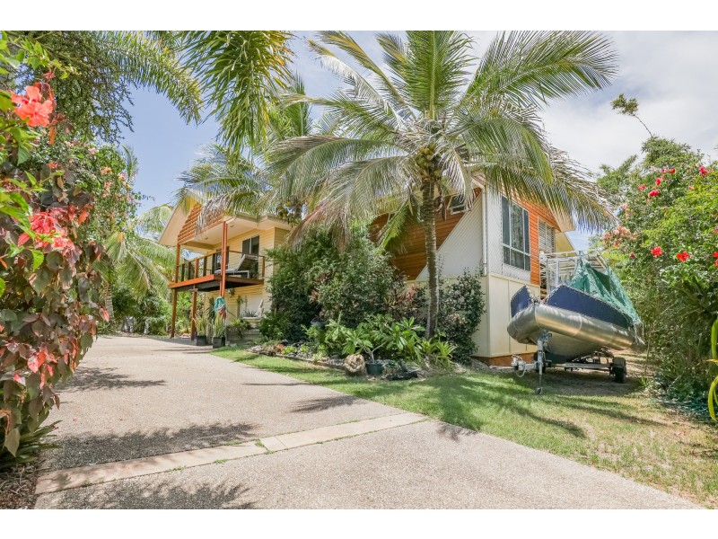 25 Marine Parade, Agnes Water QLD 4677