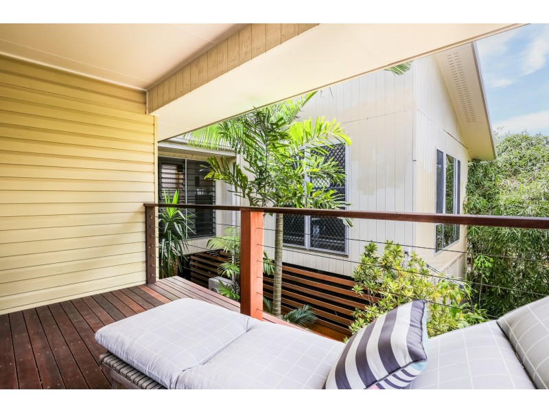 25 Marine Parade, Agnes Water QLD 4677