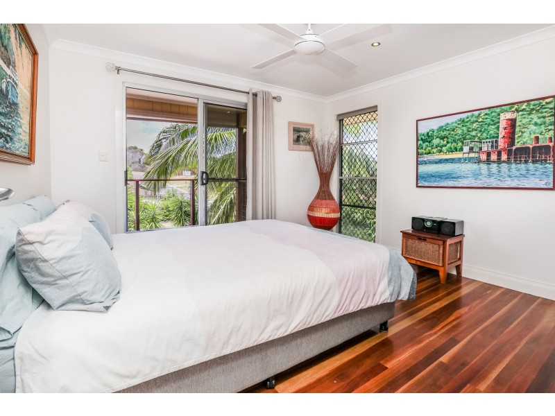 25 Marine Parade, Agnes Water QLD 4677