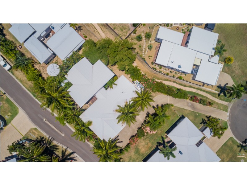 25 Marine Parade, Agnes Water QLD 4677