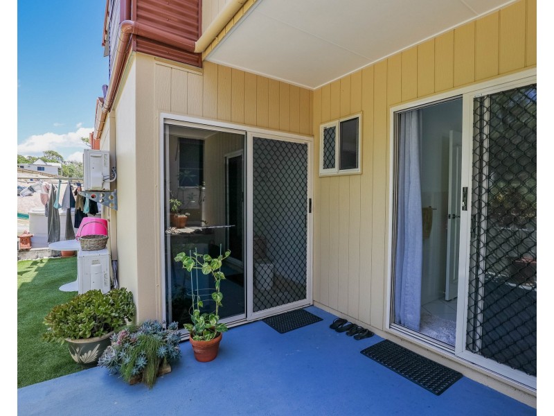 2/7 Webster Court, Agnes Water QLD 4677
