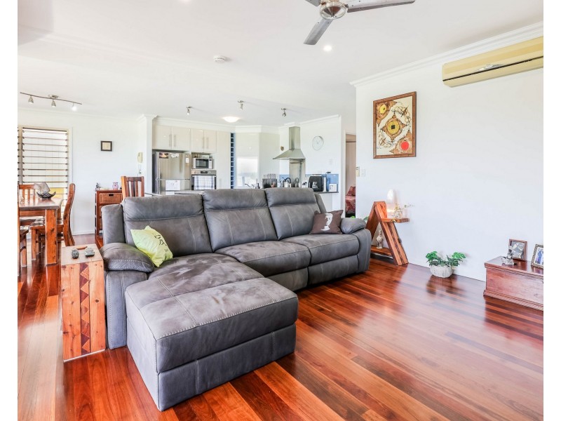 2/7 Webster Court, Agnes Water QLD 4677