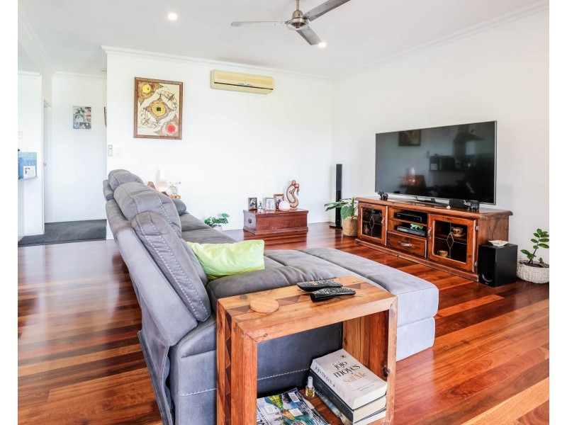 2/7 Webster Court, Agnes Water QLD 4677