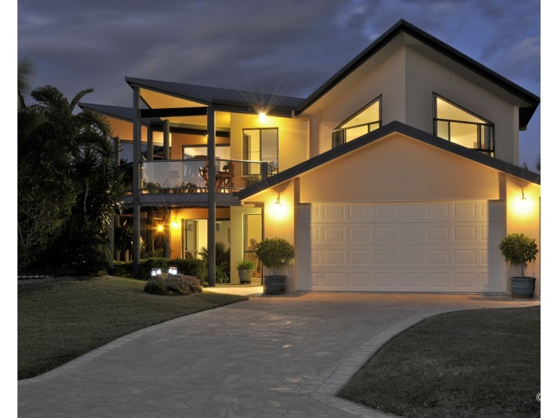 21 Bryant Street, Agnes Water QLD 4677