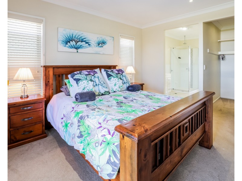 27 Waterfront Drive, Agnes Water QLD 4677