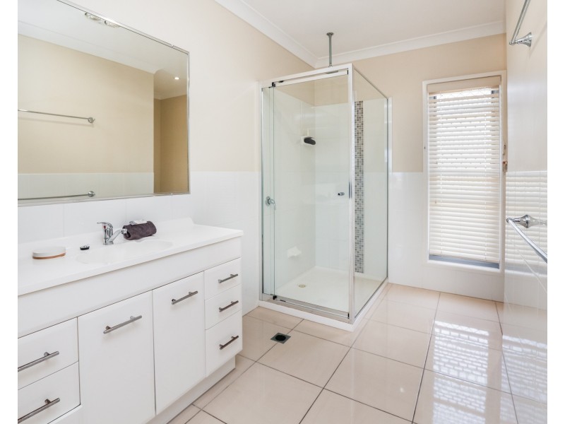 27 Waterfront Drive, Agnes Water QLD 4677