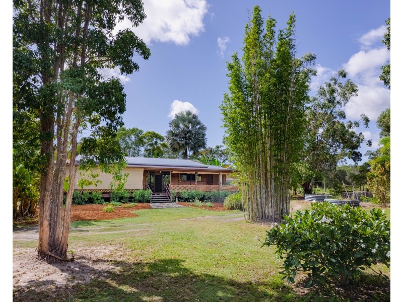 2381 Round Hill Road, Round Hill QLD 4677