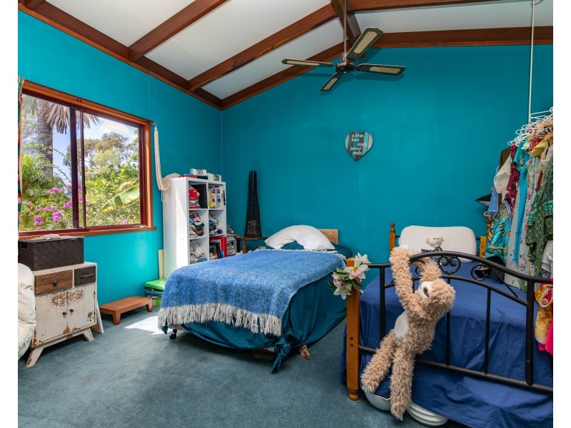 2381 Round Hill Road, Round Hill QLD 4677