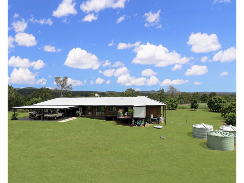 1158 John Clifford Way, Lowmead QLD 4676