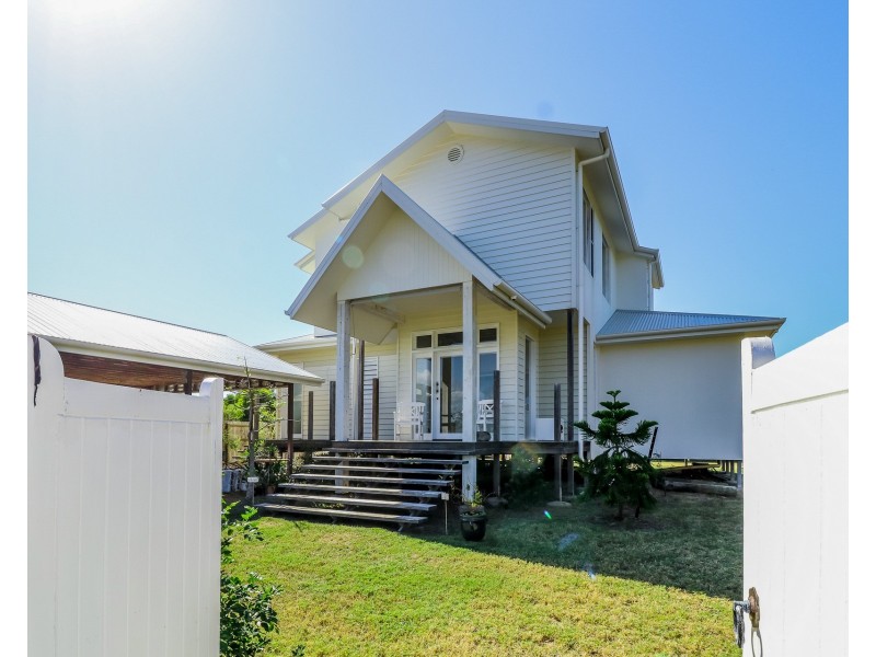 9 The Promenade, Agnes Water QLD 4677