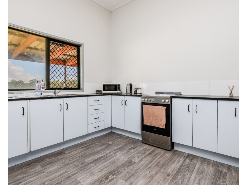 3183 Lowmead Road, Lowmead QLD 4676