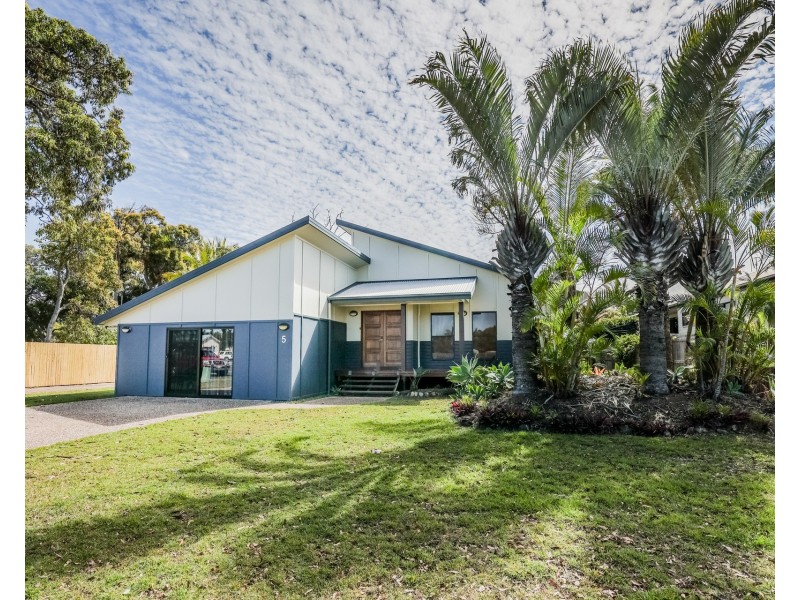 5 North Break Drive, Agnes Water QLD 4677