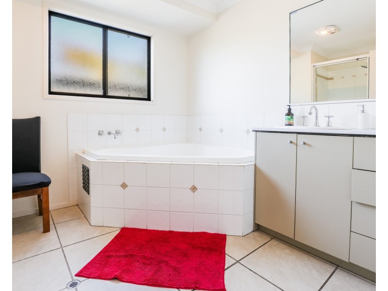 2/15 Dolphin Court, Agnes Water QLD 4677