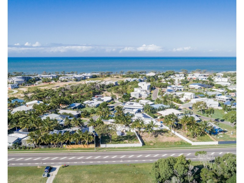 2/15 Dolphin Court, Agnes Water QLD 4677