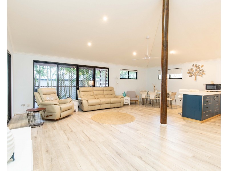13 Springs Road, Agnes Water QLD 4677
