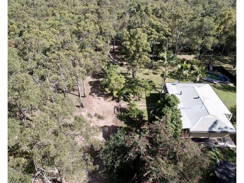 582 Murphy Road, Captain Creek QLD 4677