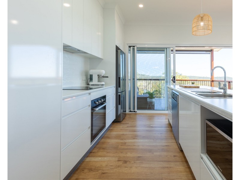 42 Woodrow Drive, Agnes Water QLD 4677