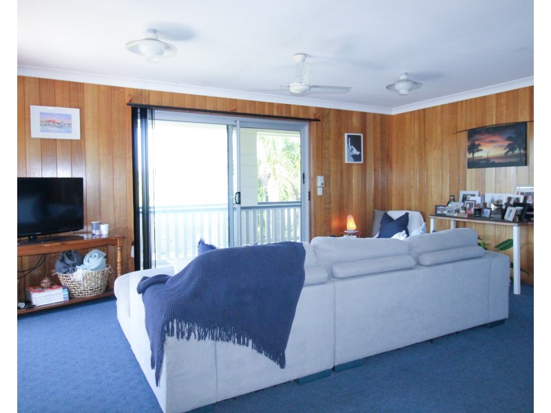 2 Banksia Drive, Agnes Water QLD 4677