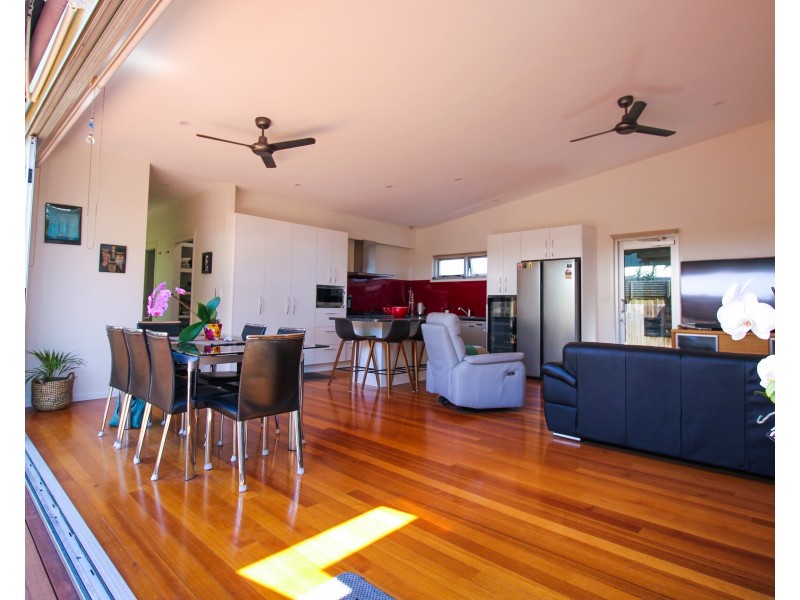 2/18 Dolphin Court, Agnes Water QLD 4677