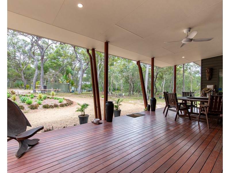 166 Bootmaker Drive, Round Hill QLD 4677