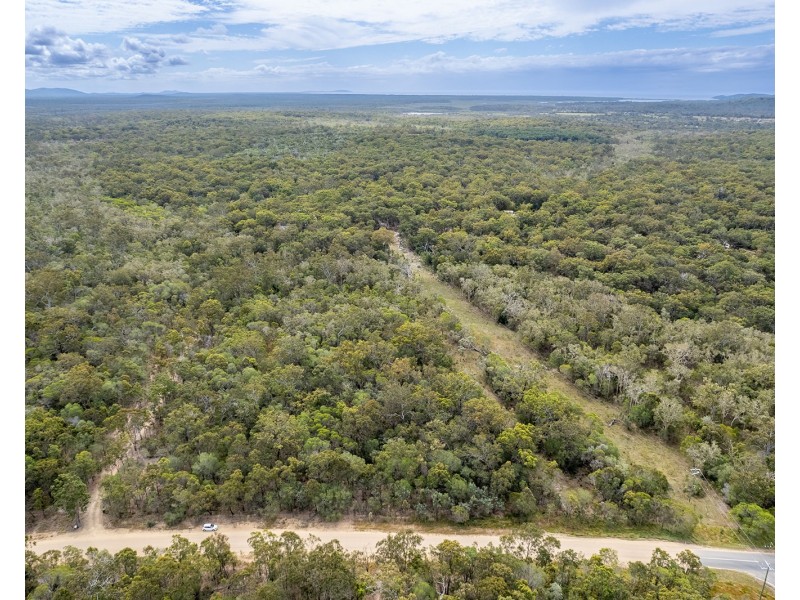 166 Bootmaker Drive, Round Hill QLD 4677