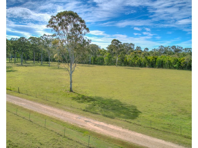569 Cross Road, Euleilah QLD 4674