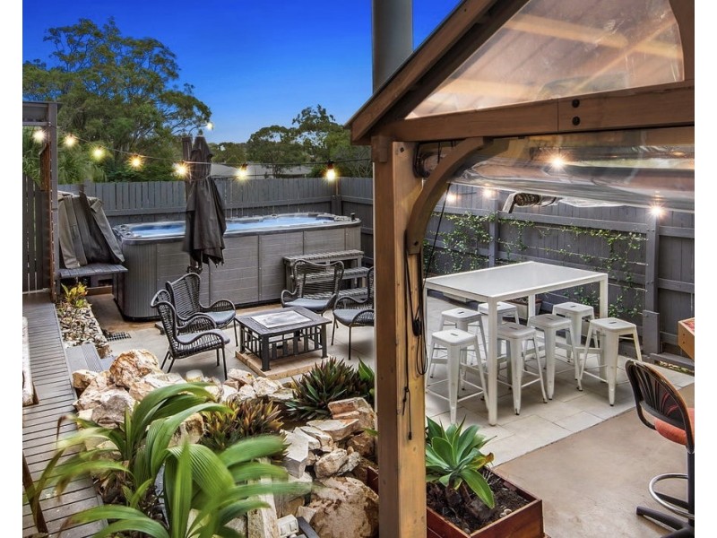 1 Webster Court, Agnes Water QLD 4677