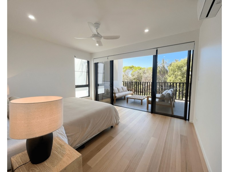 5/12 Ocean Beach Drive, Agnes Water QLD 4677