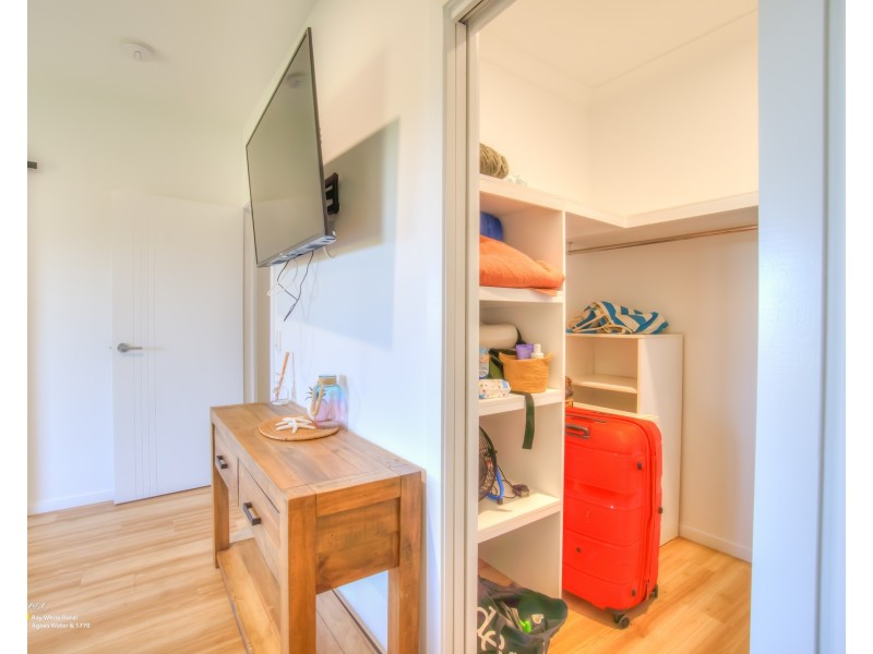 18 The Crescent, Agnes Water QLD 4677