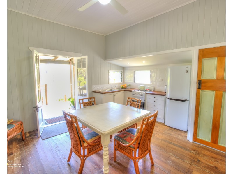 302 Dillon Road, Captain Creek QLD 4677